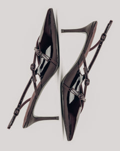 Burgundowe czółenka damskie typu slingback z lakierowanej skóry naturalnej Estro ER00119042.