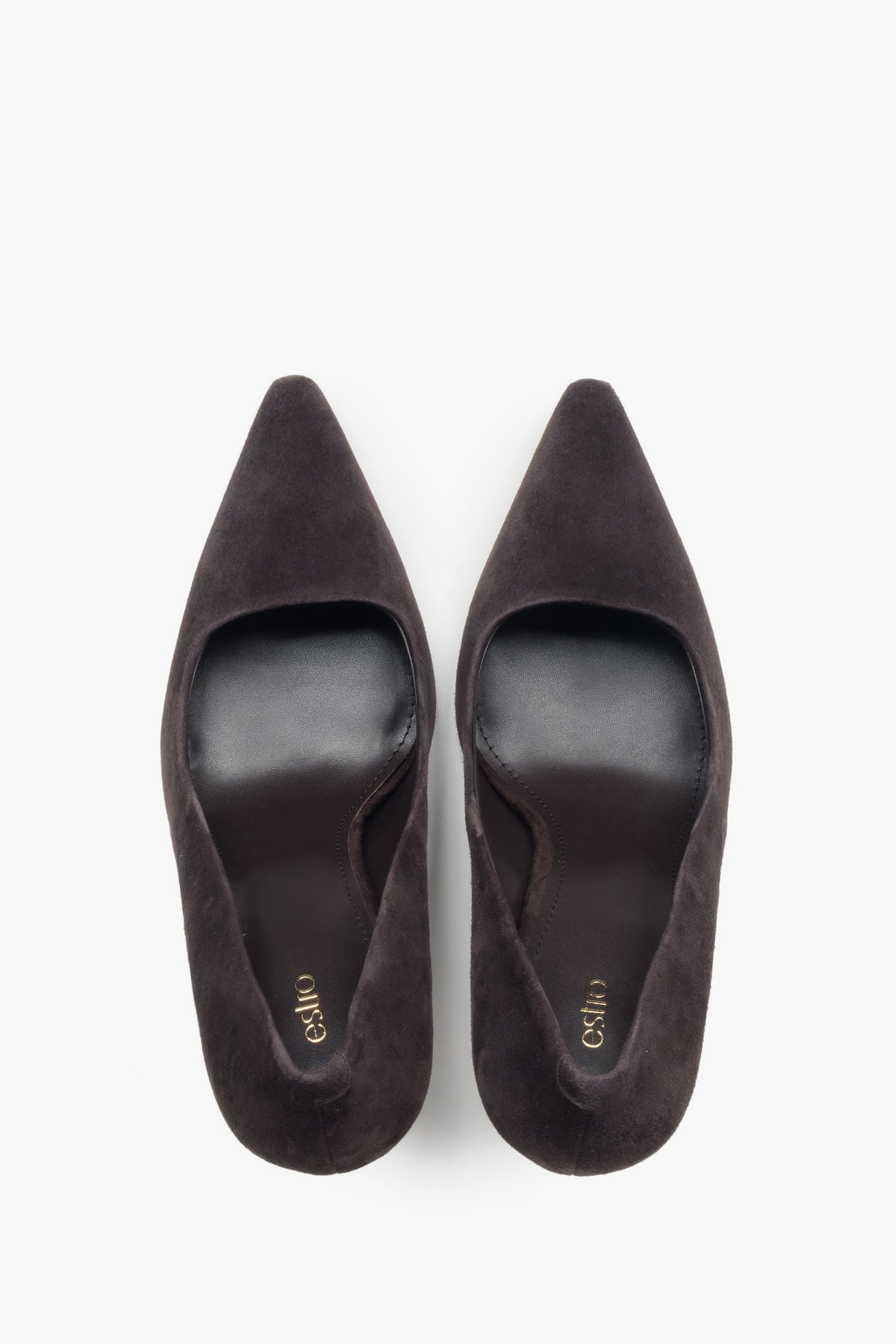 Buty damskie Estro, ciemnobrązowe, na obcasie, z weluru naturalnego.