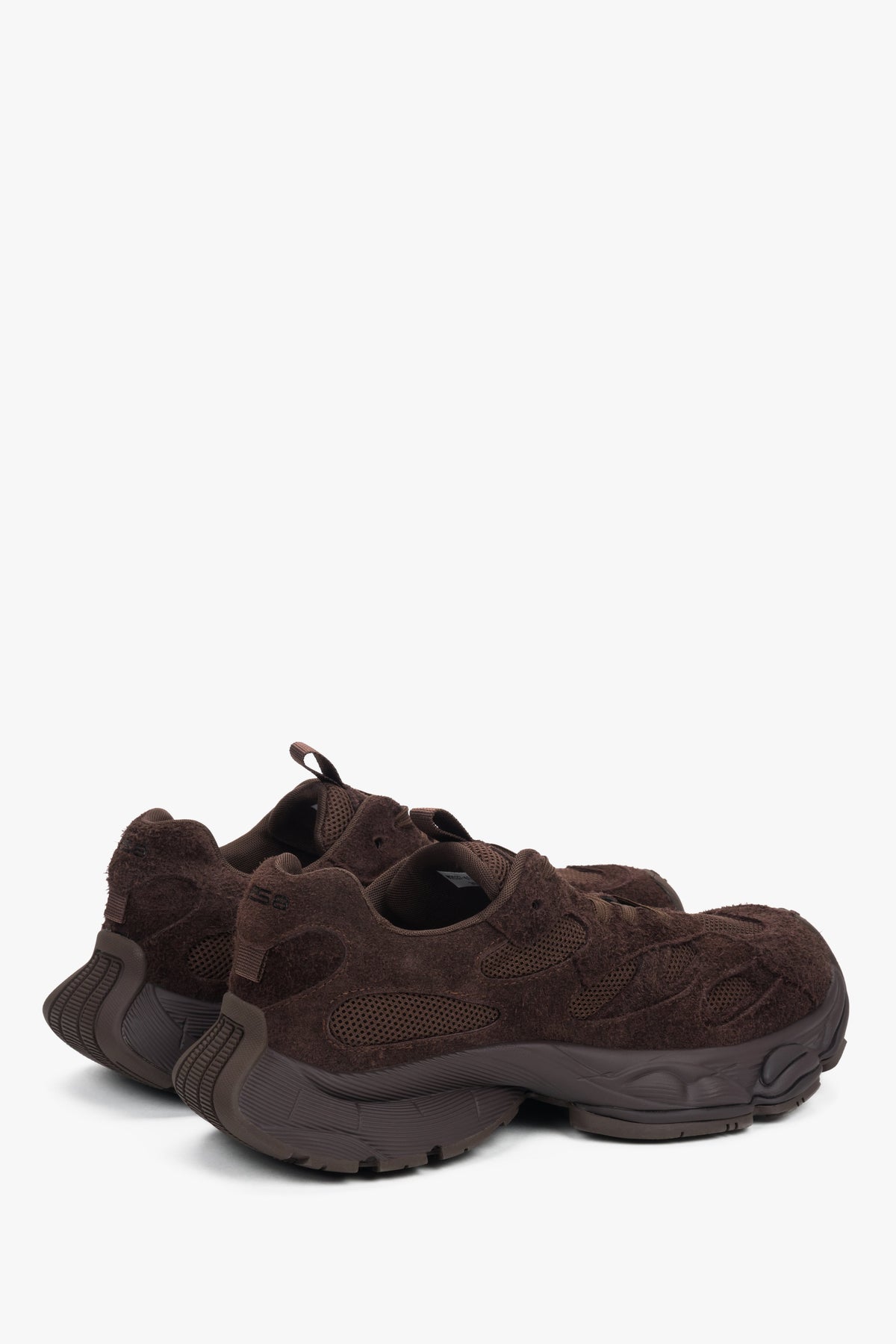 Damskie ciemnobrązowe sneakersy z miękkiego weluru na sprężystej platformie ES8.