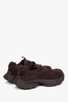 Damskie ciemnobrązowe sneakersy z miękkiego weluru na sprężystej platformie ES8.