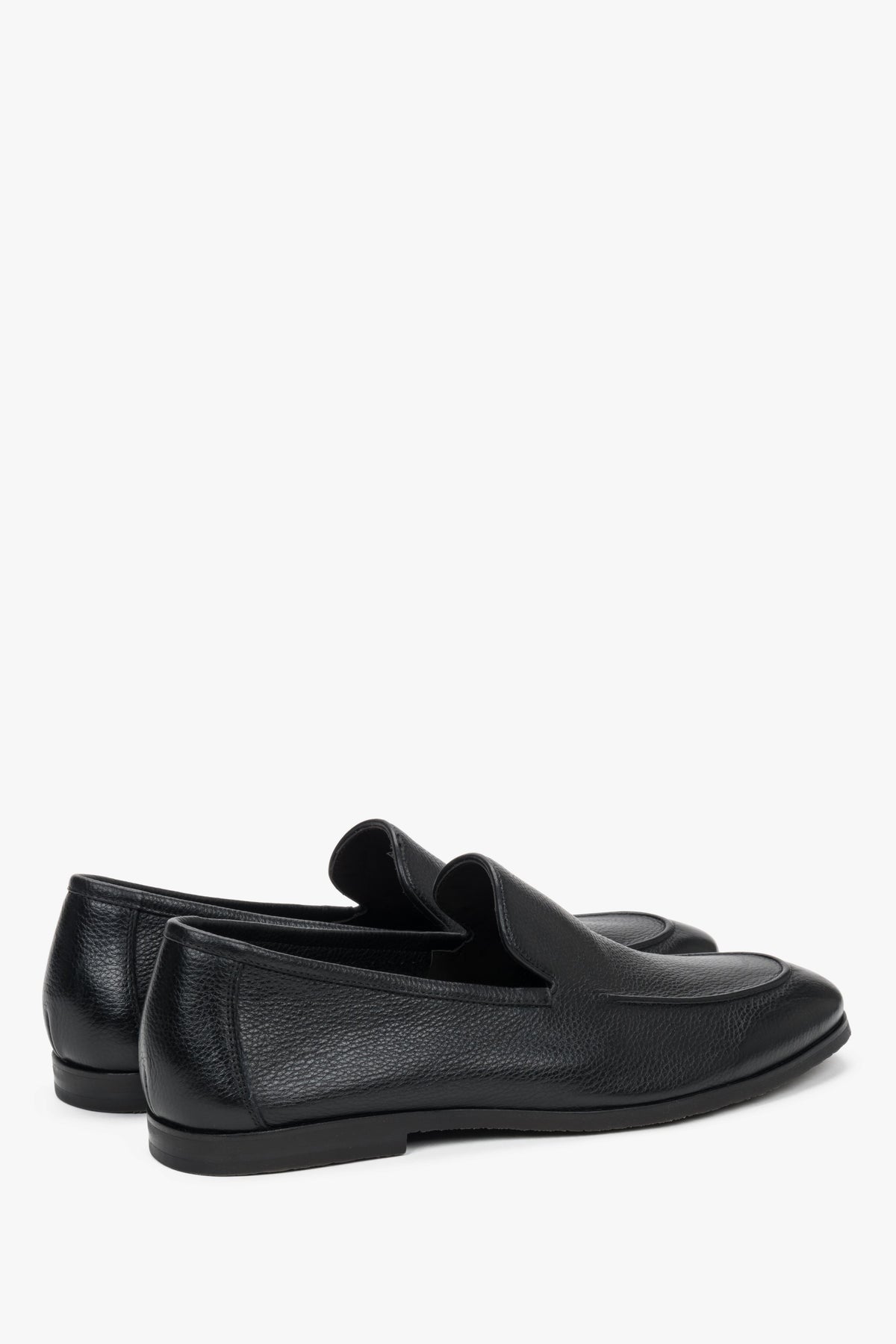 Ze skóry naturalnej, czarne formalne loafersy męskie Estro.