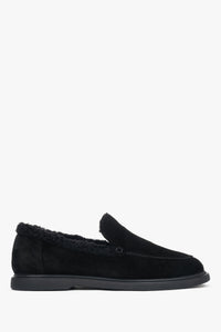 Czarne loafersy damskie na zimę z weluru naturalnego i futrzanym wsadem Estro ER00118203.