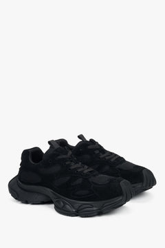 Damskie czarne sneakersy z miękkiego weluru na sprężystej platformie ES8.