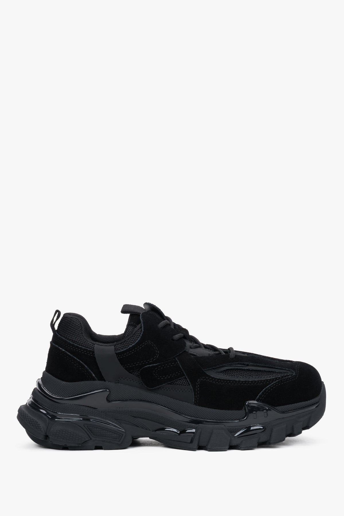 ES8 - czarne sneakersy damskie na grubej podeszwie z weluru naturalnego.