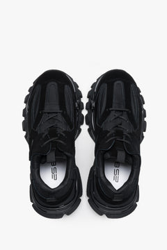Z weluru naturalnego, czarne sneakersy damskie na grubej podeszwie ES8.