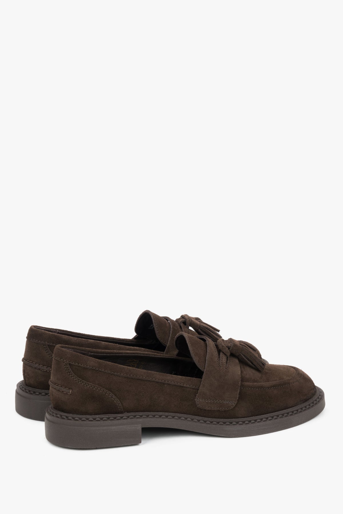 Czekoladowe loafersy damskie Estro, z chwostem, z włoskiego weluru naturalnego Premium.