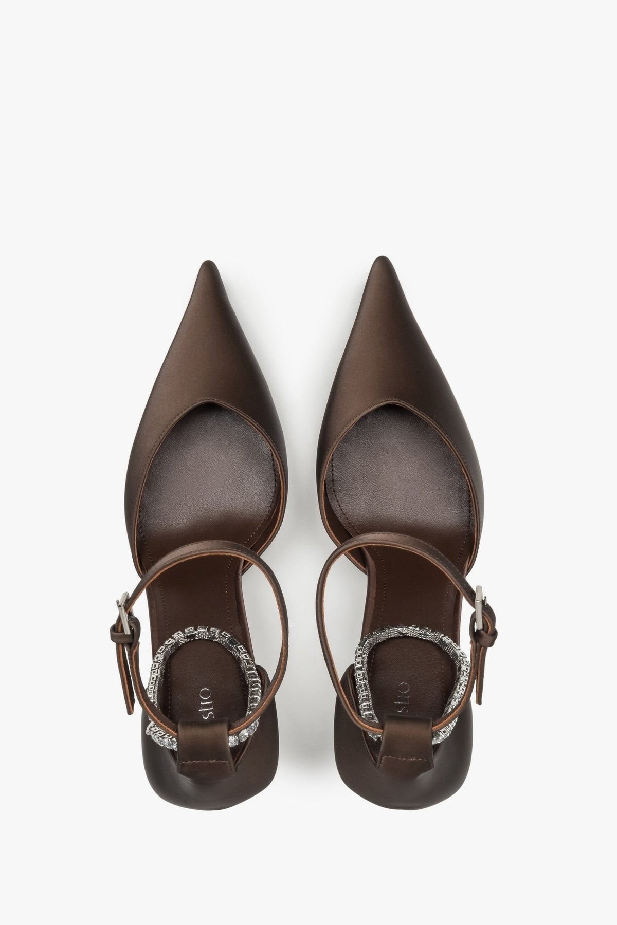 Ciemnobrązowe czółenka marki Estro, o fasonie slingback, z wysmuklającym, wysokim obcasem - prezentacja z góry.