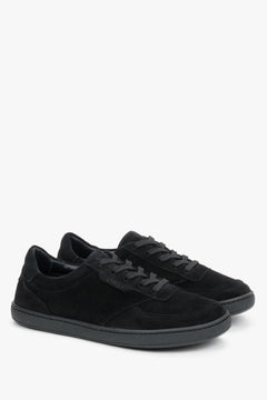 Czarne buty damskie barefoot wykonane z elastycznego weluru naturalnego.