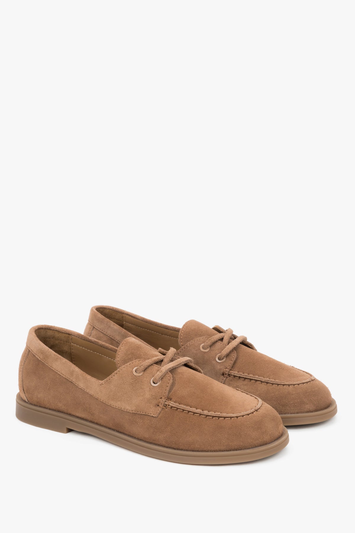 Jasnobrązowe loafersy damskie w stylu żeglarskim z włoskiego weluru naturalnego Premium.