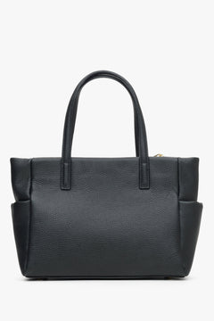 Damska czarna torba typu shopper marki Estro.
